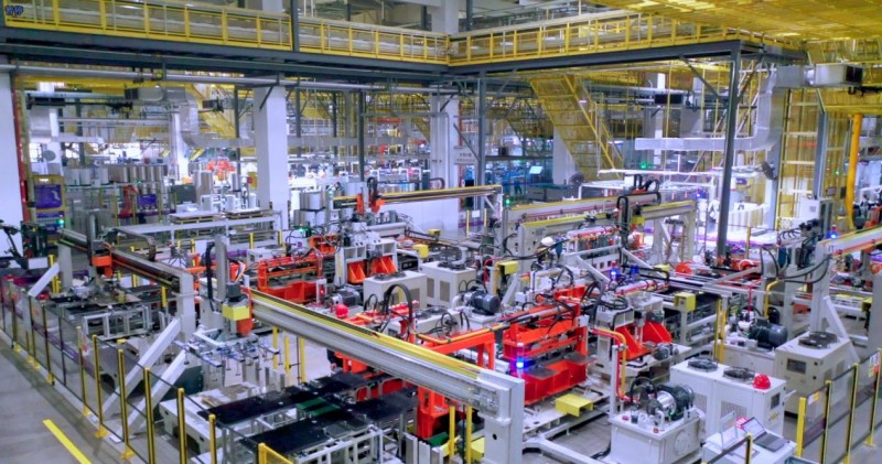 行業(yè)最多！海爾3家工廠獲評(píng)工信部首批卓越級(jí)智能工廠，技術(shù)服務(wù)的引領(lǐng)作用